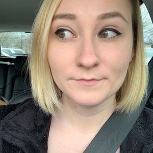 Meet your Posher, Meagan